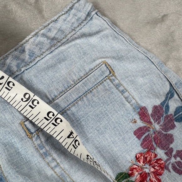 Vintage Surf OP Embroidered Floral Light Blue Jean Denim Hot Pants Shorts Size 3 - Picture 7 of 17